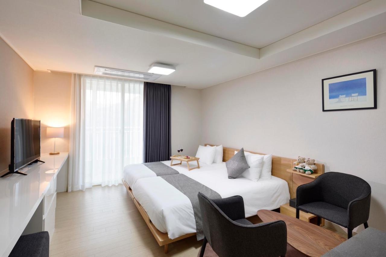 Geoje Leein Stay Hotel Exteriör bild